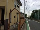 フェンスの裏側は自転車置き場になります。オリジナルでゲートを造り、扉も付けます。ゲートもこの状態からさらに加工します。坂戸市 フェンス 駐輪場 フェンスの裏側は自転車置き場になります。オリジナルでゲートを造り、扉も付けます。ゲートもこの状態からさらに加工します。坂戸市 フェンス 駐輪場