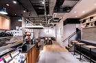 Ploom Shop 天神店 / REC COFFEE meets RETHINK CAF Ploom Shop 天神店 / REC COFFEE meets RETHINK CAF