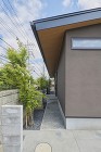 奥行きを持たせた2WAYアクセスのアプローチの画像 奥行きを持たせた2WAYアクセスのアプローチの画像
