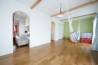 子供が大喜びな部屋中央のハンモックとアーチ状の出入り口の子供部屋の画像 子供が大喜びな部屋中央のハンモックとアーチ状の出入り口の子供部屋の画像