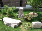 洋庭にも景石があいます 洋庭にも景石があいます