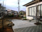 無機質さを解消したコンクリート園路(郡山市 S様邸) 無機質さを解消したコンクリート園路(郡山市 S様邸)
