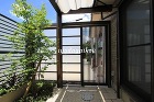 出入り口は雰囲気重視で引戸を選択 出入り口は雰囲気重視で引戸を選択