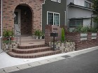 鹿児島市の新築外構施工事例|T様邸|レンガ調の門柱&アプローチで遊び心のある門まわり【リビングプラザ滝の神】鹿児島市・リフォーム・塗装・外構・造園 鹿児島市の新築外構施工事例|T様邸|レンガ調の門柱&アプローチで遊び心のある門まわり【リビングプラザ滝の神】鹿児島市・リフォーム・塗装・外構・造園