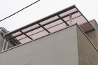 テラス屋根 施工例・お客様の声_001|... 兵庫県神戸市 リクシル ライザーテラス?...