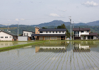 常念岳を望む安曇野の家／尾日向辰文建築設...