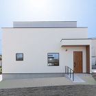 やっぱり白が好き！ホワイトと内装の木目とのコントラスト アイキャッチ画像