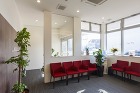 MOTOKI DENTAL CLINIC... 待合室