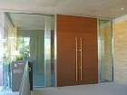 施工実績詳細 【施工事例】「川崎市 藤子... 自動ドア、ステンレス建材、ロスカドア