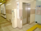 自動ドア（横浜市営地下鉄駅構内多目的トイレ）