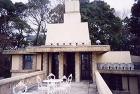 旧山邑太左衛門邸(ヨドコウ迎賓館) http://www.iris.dti.ne.jp/~nickey/fl_9.jpg