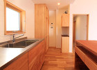 木曽住宅設計実例/松本市・安曇野市の建築... 上松の家のキッチン