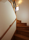 上松の家の階段