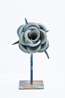 Works 作品紹介 | 鉄工房アールR... 金属の花-チタン