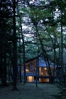 苔庭の家 | Works | セルスペー... https://www.cell-space.com/wp/works/wp-content/uploads/sites/2/2024/01/a12e34faafa9fd293d83316abdb12d69.jpg