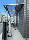 ガラスの約200倍の強度をもつポリカーボネートで100\\%に近い紫外線もカット！お子様の成長に合わせて長く使えるサイクルポートを新設です！