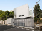 大山の二世帯住宅 / 建築・インテリア ... http://www.aisaka.info/works_architecture/oyama/m01.jpg