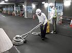 ラバクリートF(無機系可とう性薄塗り床材...