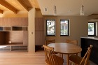 箕面市「たくさんの趣味を楽しむ」施工事例... https://www.solarcom.jp/wp-content/uploads/2024/12/0L4A0575.jpg