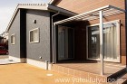 自転車やバイクの駐輪に便利なサイクルポー... 屋根テラス タイルテラス