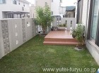福岡市 外構工事施工事例|芝生と目隠しフ...