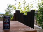 耐火レンガのテラスとサンシェードパラソル...