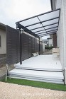 モノトーンでまとめたシックなデッキ ラス... 三協アルミ　ラステラ