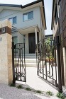 糟屋郡 外構工事施工事例|かわいい鋳物門... かわいい鋳物門扉
