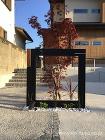 宗像市 新築外構施工事例｜特徴的な存在感... https://www.yutei-furyu.co.jp/wp-content/uploads/./1157_1.jpg