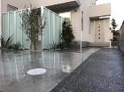 川越市　K様邸　タイルテラスをスクリーン... 川越市　外構　植栽したら完成