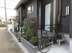 川越市　K様　お家に合わせたシックな色合... 川越市　新築外構　スリットフェンスと植栽