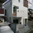 スキップフロアの家/白金台の高級住宅(犬... 外観