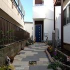 遊び心をカタチにした家｜屋上｜ロフト｜ボ... 玄関