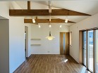 土浦市「ネコと暮らす高気密高断熱の平屋」...
