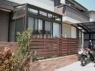 目隠し人工木 アーバンフェンスの外構施工... サンルーム LIXIL TOEXサンクス...