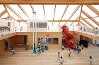 かなや幼稚園 | 屋根いっぱいの空の下、... wp-content/uploads/2021/04/kanaya5_hiroba3-1024x683.jpg