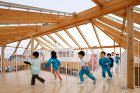 かなや幼稚園 | 屋根いっぱいの空の下、... wp-content/uploads/2021/04/kanaya7_ranning-1024x683.jpg