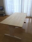 ヒノキクラフト ダイニングテーブルとTV...