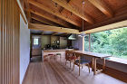 里山の家 水野建築研究所 https://miz-architects.com/wp-content/uploads/cache/2017/11/057satoyama14/3002788066.jpg