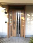 玄関ドアリフォーム│タッチキー付きドアで...