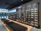 ASICS 東京 有明ガーデンのデザイン... ASICS 東京 有明ガーデン