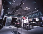 KATHARINE HAMNETT　三井アウトレットパーク仙台港店 メンズブティックの内装・外観画像