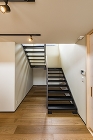 Stairs｜階段の実例集｜注文住宅（愛... w13-027.jpg