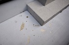 玄関脇に施した、さりげなく可愛らしい飾りの画像 玄関脇に施した、さりげなく可愛らしい飾りの画像