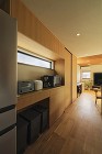 木目調の面材がお部屋との一体感を生み出す造作の家電収納の画像 木目調の面材がお部屋との一体感を生み出す造作の家電収納の画像