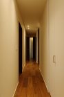落ち着きを与える和モダンな平屋。 - ア...
