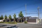 Works | 角直弘 ＆ 一級建築士事... https://den-nen.com/wp2025/wp-content/uploads/2024/02/yamanomoto_01-scaled.jpg