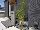 シンボルツリーの緑が映えるスタイリッシュ... シンボルツリーの緑が映えるスタイリッシュ...