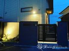 タイル貼りの門柱がモダンなクローズ外構 ... タイル貼りの門柱がモダンなクローズ外構 ...