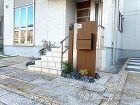 木調の機能門柱ですっきりナチュラルモダンなエントランスにリフォーム 大津市 木調の機能門柱ですっきりナチュラルモダンなエントランスにリフォーム 大津市